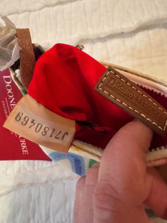 Dooney & Bourke Vintage Y2K 'IT Collection' Rainbow Logo Bitsy Bag - Picture 4 of 5